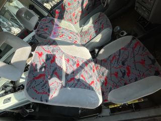 bontott OPEL CORSA B Kesztyűtartó