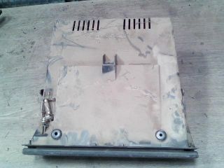 bontott OPEL CORSA B Kesztyűtartó