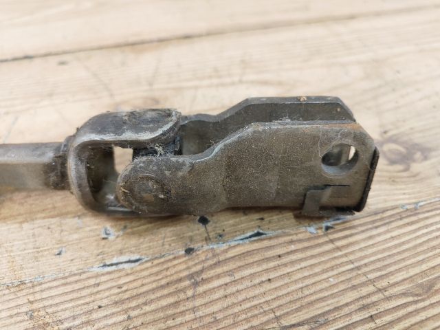 bontott OPEL CORSA B Kormánykardán