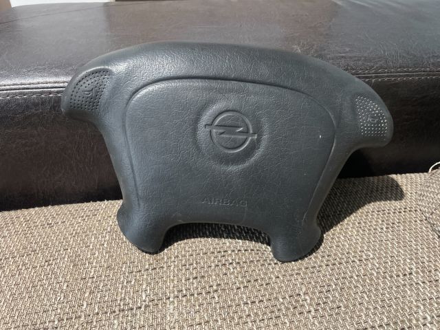 bontott OPEL CORSA B Kormánylégzsák