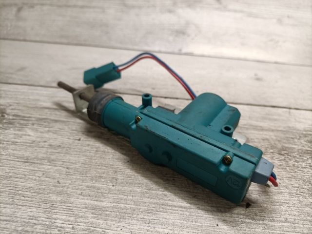 bontott OPEL CORSA B Központizár Motor Csomagtérajtó