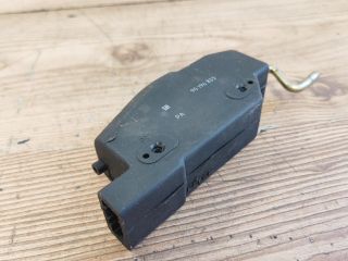 bontott OPEL CORSA B Központizár Motor Csomagtérajtó