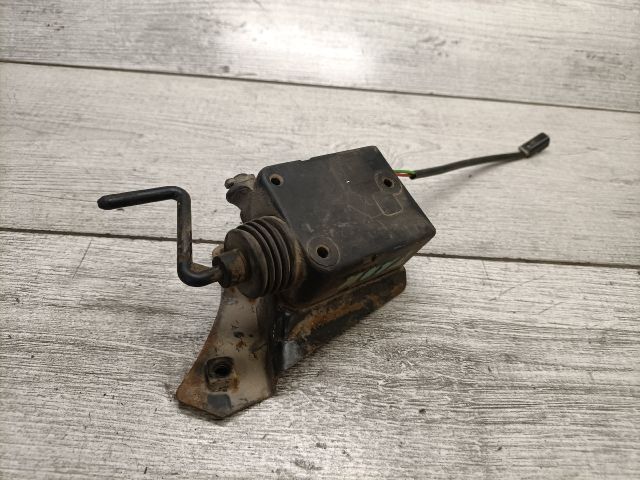 bontott OPEL CORSA B Központizár Motor Tankajtó