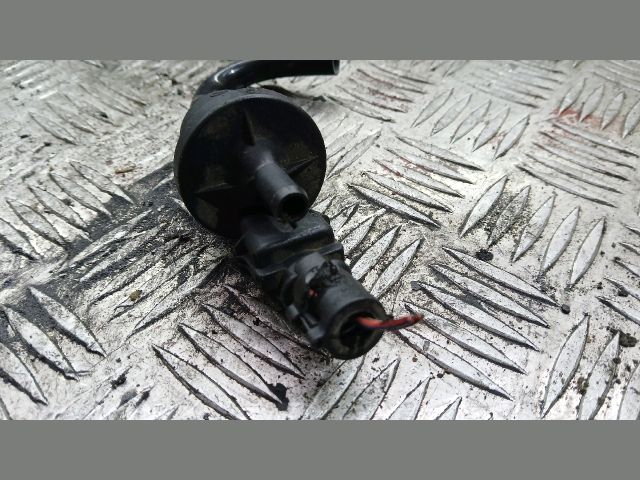 bontott OPEL CORSA B Nyomásszabályzó Szelep