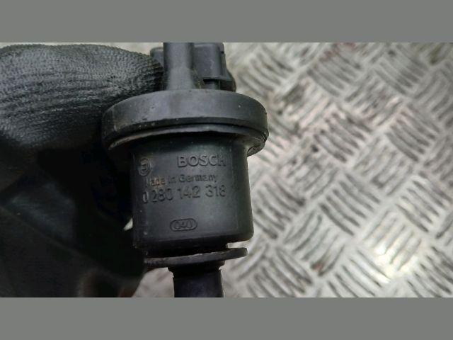 bontott OPEL CORSA B Nyomásszabályzó Szelep