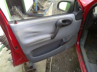 bontott OPEL CORSA B Szivargyújtó Aljzat