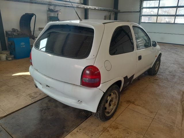 bontott OPEL CORSA B Tankajtó