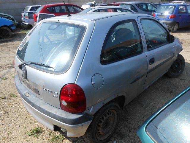 bontott OPEL CORSA B Váltógomb