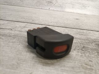 bontott OPEL CORSA B Vészvillogó Kapcsoló