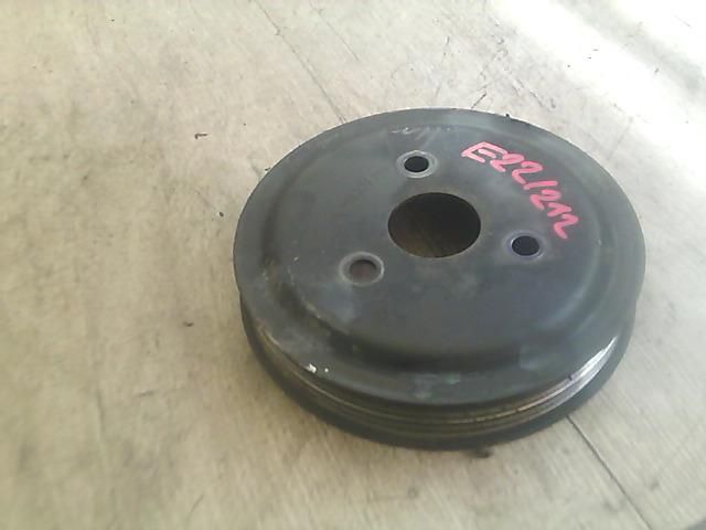 bontott OPEL CORSA B Vízpumpa Szíjtárcsa