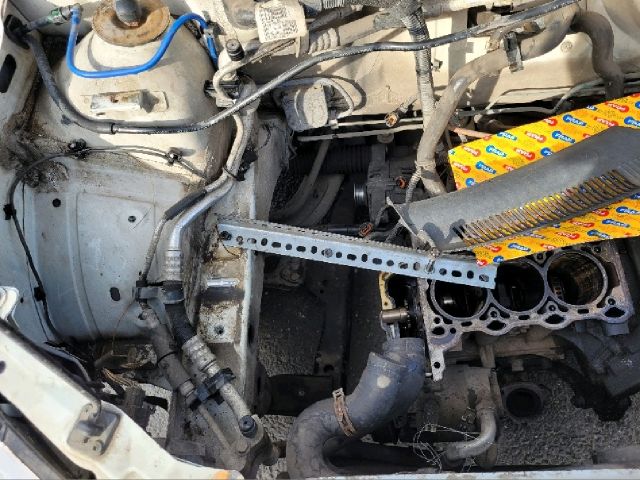 bontott OPEL CORSA C Bal első Csonkállvány Kerékaggyal