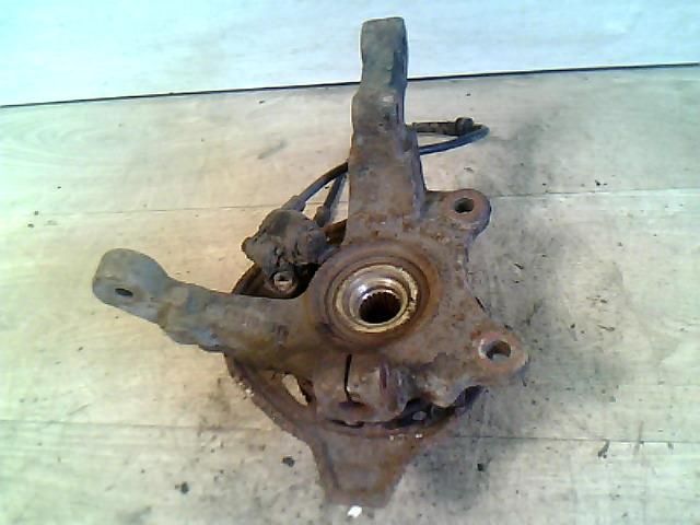 bontott OPEL CORSA C Bal első Csonkállvány Kerékaggyal