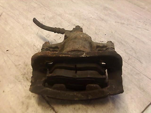 bontott OPEL CORSA C Bal első Féknyereg Munkahengerrel