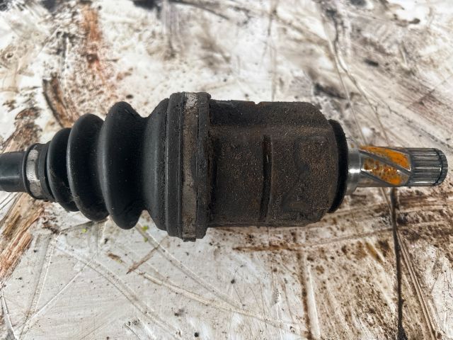 bontott OPEL CORSA C Bal Féltengely