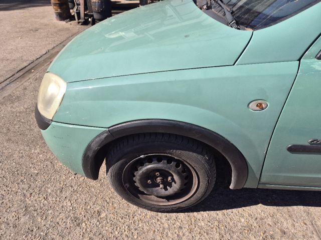 bontott OPEL CORSA C Bal Féltengely