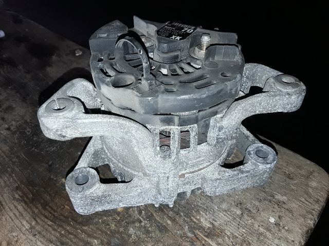 bontott OPEL CORSA C Generátor