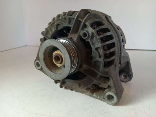 bontott OPEL CORSA C Generátor