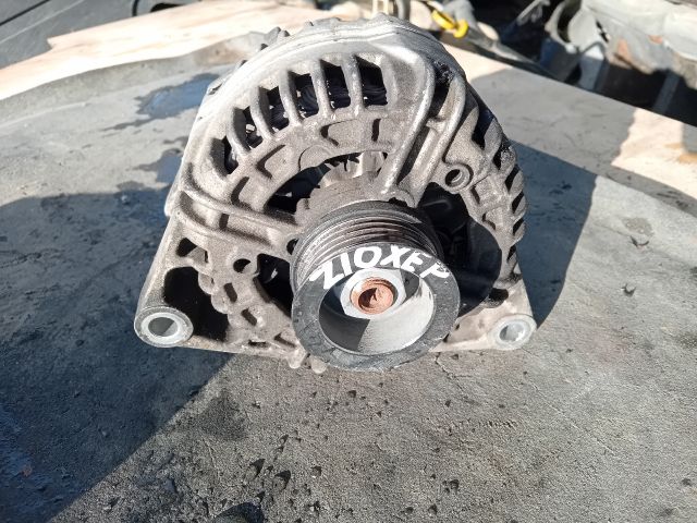 bontott OPEL CORSA C Generátor