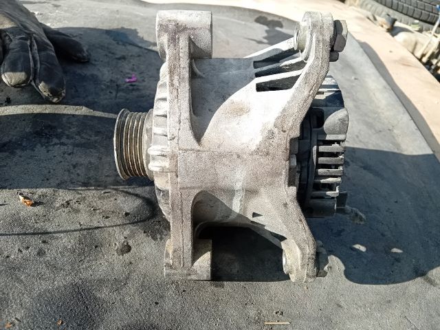 bontott OPEL CORSA C Generátor