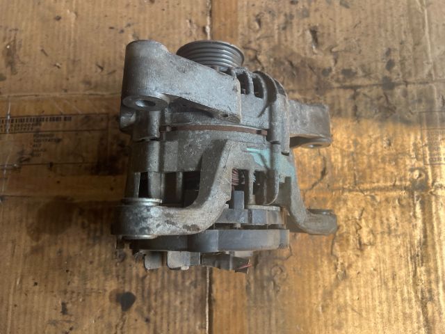 bontott OPEL CORSA C Generátor