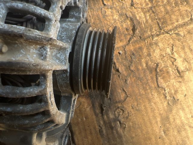 bontott OPEL CORSA C Generátor