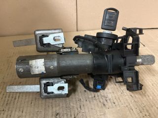 bontott OPEL CORSA C Gyújtáskapcsoló Házzal