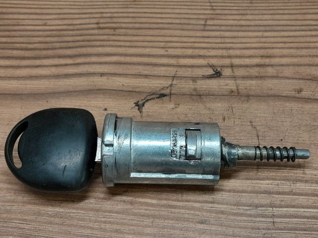bontott OPEL CORSA C Gyújtáskapcsoló