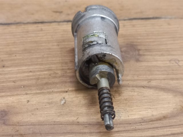 bontott OPEL CORSA C Gyújtáskapcsoló