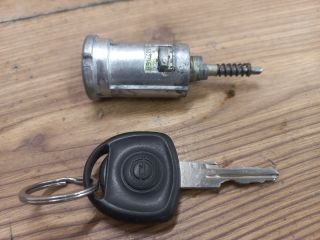 bontott OPEL CORSA C Gyújtáskapcsoló