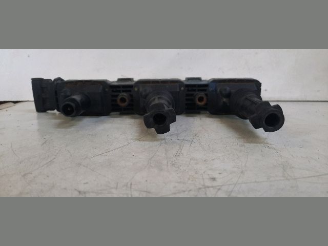 bontott OPEL CORSA C Gyújtótrafó Szett