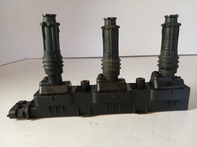 bontott OPEL CORSA C Gyújtótrafó