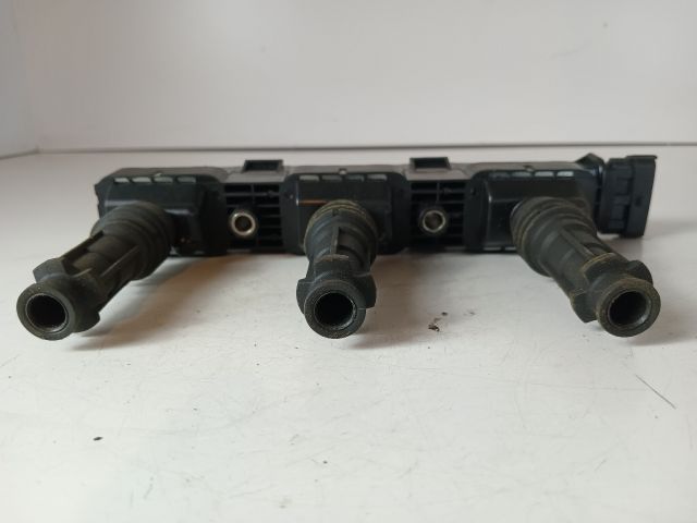 bontott OPEL CORSA C Gyújtótrafó