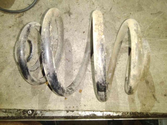 bontott OPEL CORSA C Hátsó Rugó