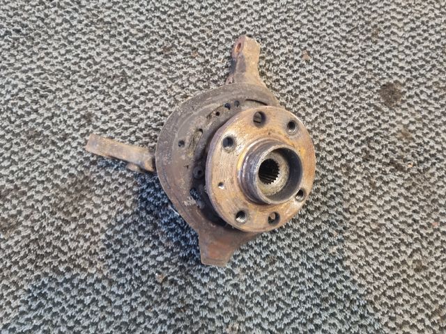 bontott OPEL CORSA C Jobb első Csonkállvány Kerékaggyal