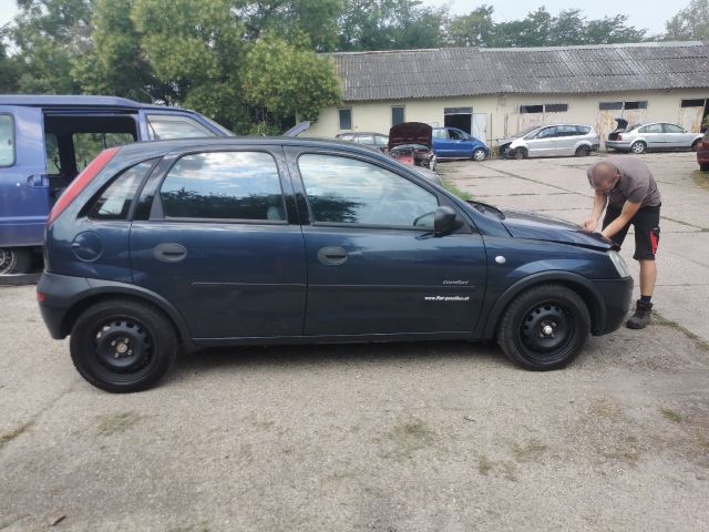 bontott OPEL CORSA C Jobb első Csonkállvány Kerékaggyal