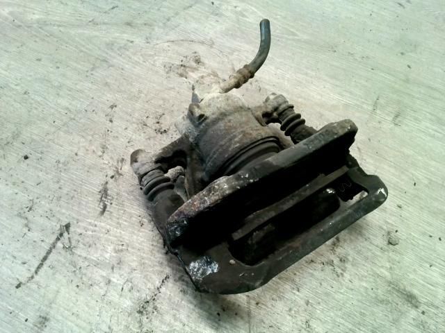 bontott OPEL CORSA C Jobb első Féknyereg Munkahengerrel