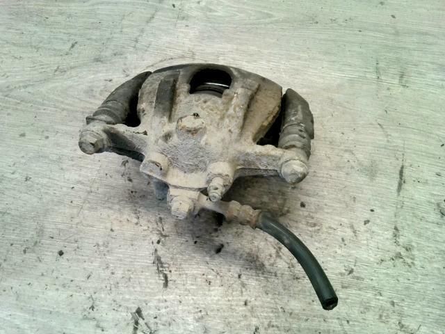 bontott OPEL CORSA C Jobb első Féknyereg Munkahengerrel