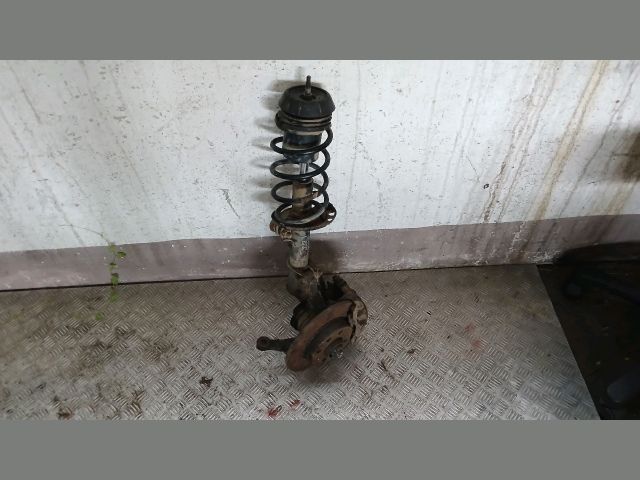 bontott OPEL CORSA C Jobb első Gólyaláb (Lengécsillapító, Rugó)