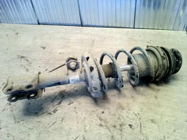 bontott OPEL CORSA C Jobb első Gólyaláb (Lengécsillapító, Rugó)