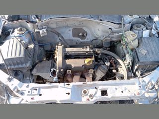 bontott OPEL CORSA C Jobb első Kerékagy