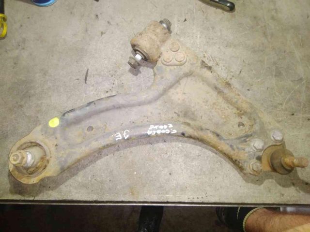 bontott OPEL CORSA C Jobb első Lengőkar