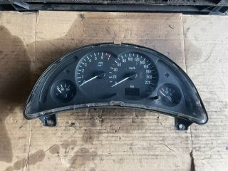 bontott OPEL CORSA C Kilométeróra