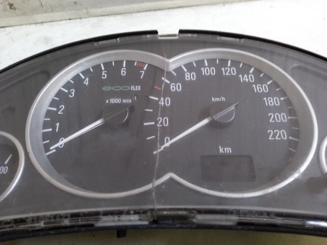 bontott OPEL CORSA C Kilométeróra