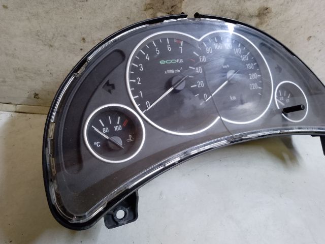 bontott OPEL CORSA C Kilométeróra