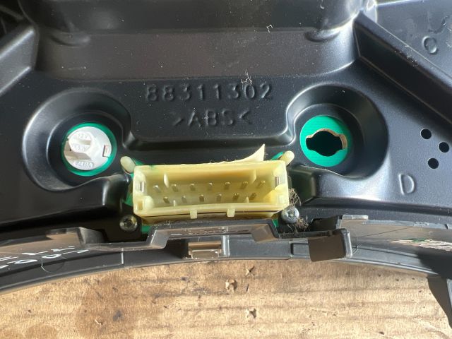 bontott OPEL CORSA C Kilométeróra