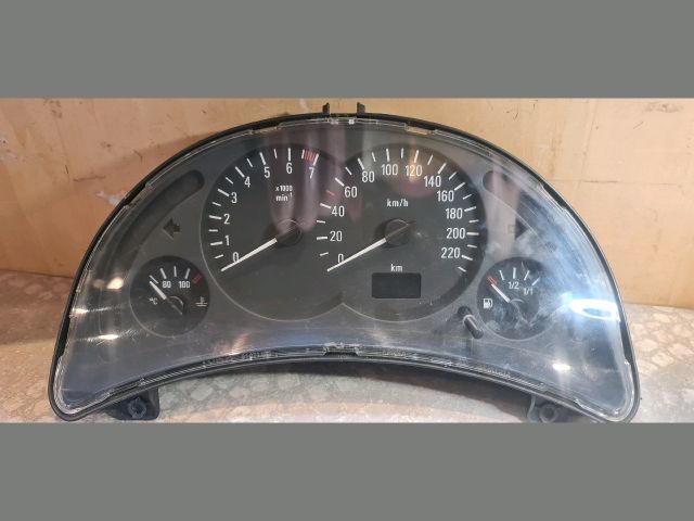 bontott OPEL CORSA C Kilométeróra