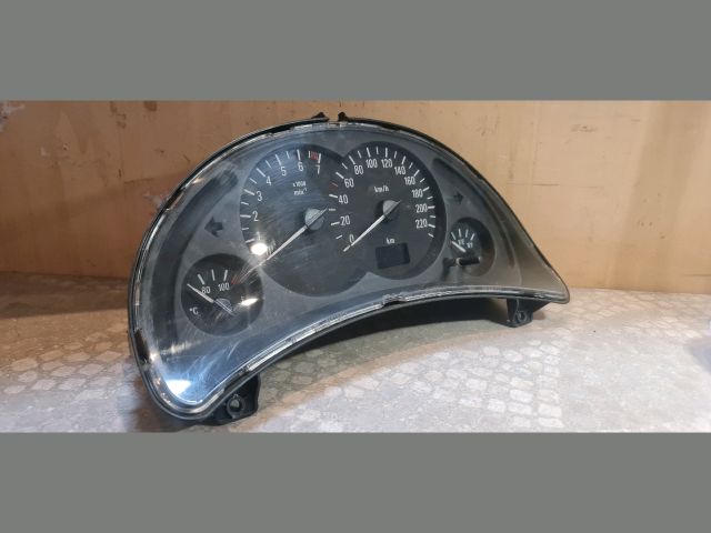 bontott OPEL CORSA C Kilométeróra