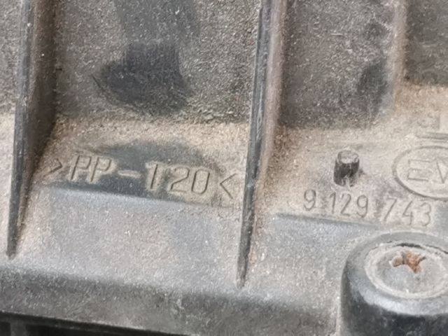 bontott OPEL CORSA C Légszűrő Ház