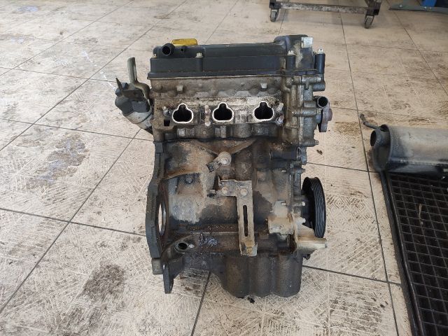 bontott OPEL CORSA C Motor (Fűzött blokk hengerfejjel)