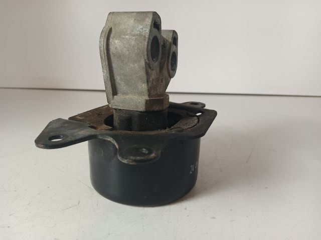 bontott OPEL CORSA C Motor Tartó Bak Bal